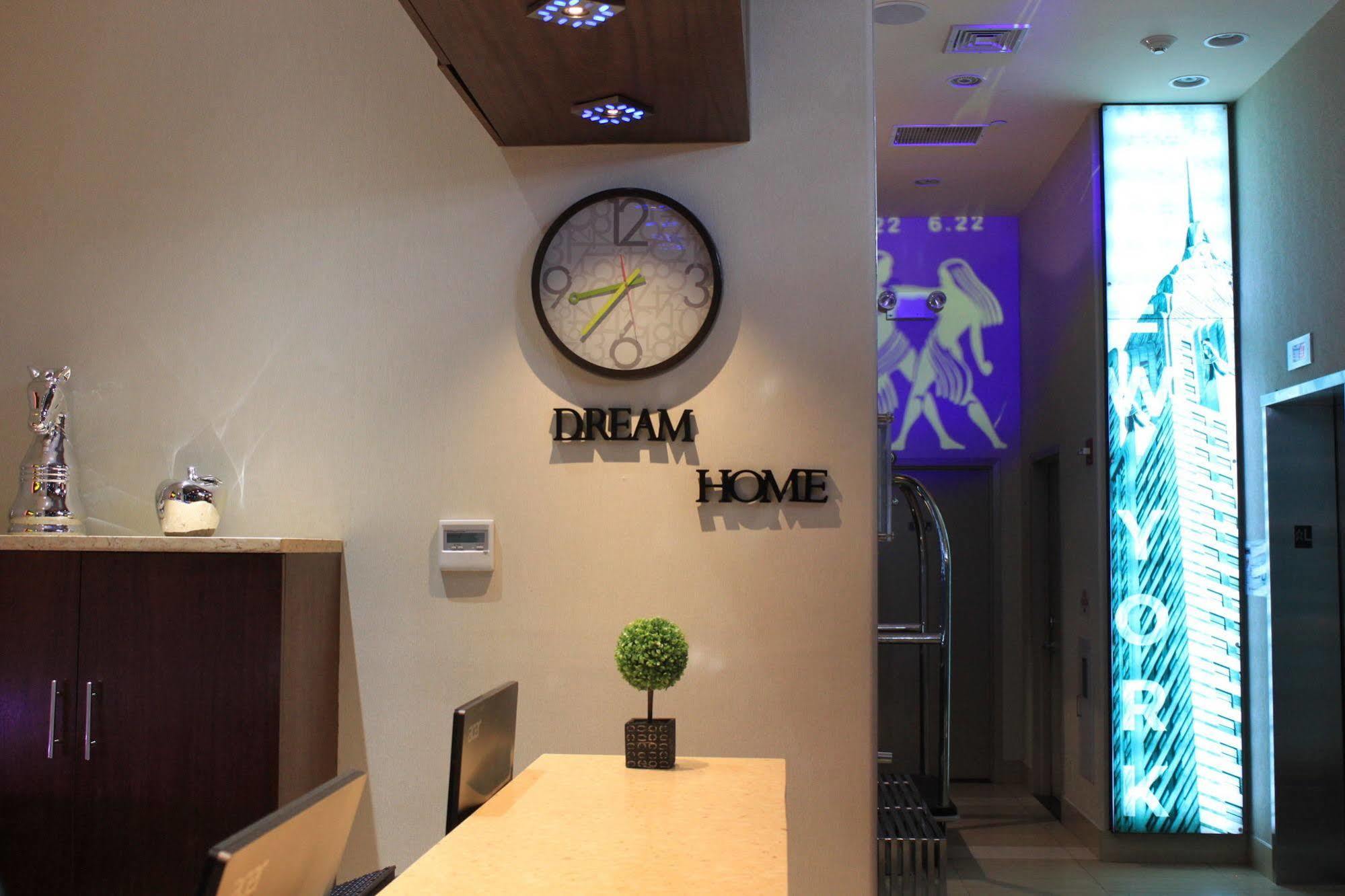 โรงแรมริชแลนด์ แอลอีเอส นิวยอร์ก ภายนอก รูปภาพ